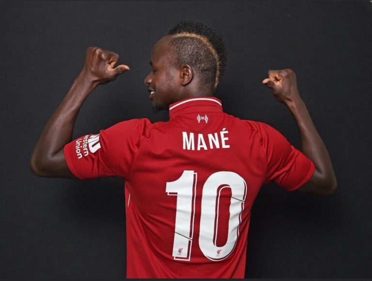 Sepatu Lusuh Sadio Mane