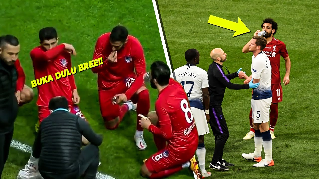 Momen Berbuka Puasa Para Pemain Sepakbola Di Laga Penting