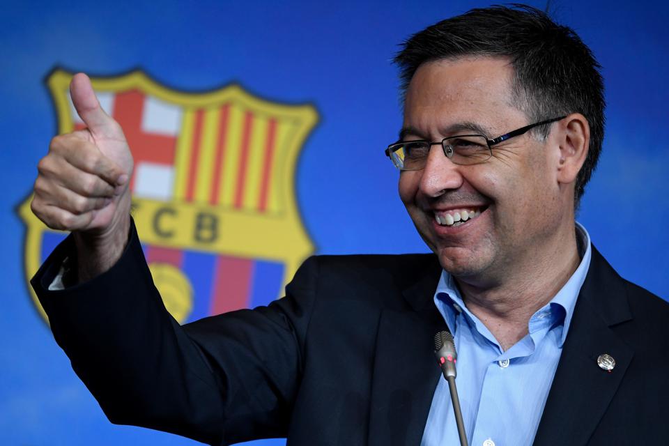 Barca Terbukti Selama Ini Bayar Wasit! Gimana Kronologinya?