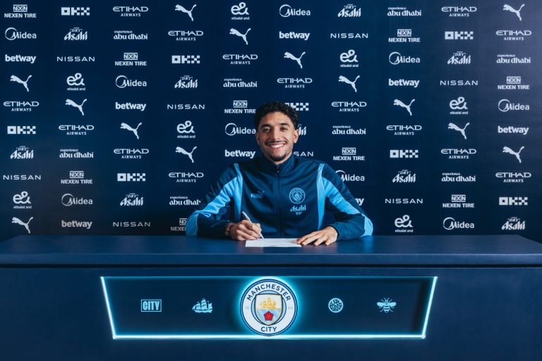 Omar Marmoush Ditemukan Legenda MU, Tapi Malah Membela Manchester City